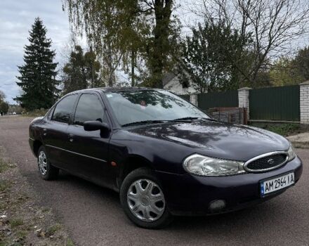 Фиолетовый Форд Мондео, объемом двигателя 1.6 л и пробегом 280 тыс. км за 1000 $, фото 1 на Automoto.ua