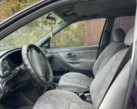 Фиолетовый Форд Мондео, объемом двигателя 1.6 л и пробегом 280 тыс. км за 1000 $, фото 10 на Automoto.ua