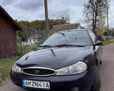 Фиолетовый Форд Мондео, объемом двигателя 1.6 л и пробегом 280 тыс. км за 1000 $, фото 2 на Automoto.ua