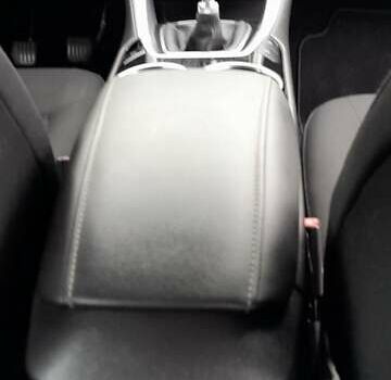 Фиолетовый Форд Мондео, объемом двигателя 2 л и пробегом 171 тыс. км за 13600 $, фото 1 на Automoto.ua