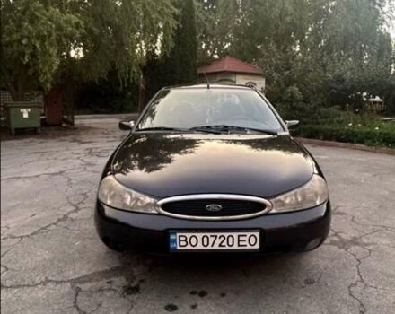 Фіолетовий Форд Мондео, об'ємом двигуна 1.8 л та пробігом 270 тис. км за 1850 $, фото 6 на Automoto.ua