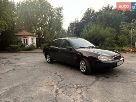 Фіолетовий Форд Мондео, об'ємом двигуна 1.8 л та пробігом 270 тис. км за 1850 $, фото 1 на Automoto.ua