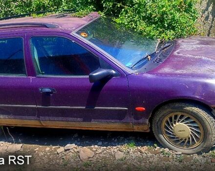 Форд Мондео 1997 у Мукачеве на Automoto.ua Фіолетовий Форд Мондео, об'ємом двигуна 1.6 л та пробігом 450 тис. км за 600 $, фото 1 на Automoto.ua