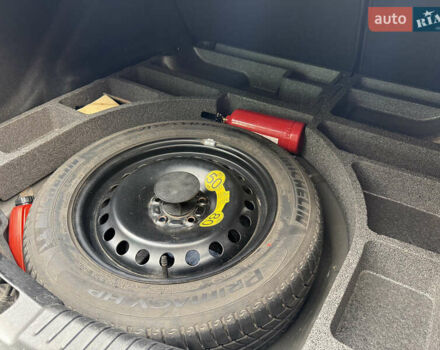 Коричневый Форд Мондео, объемом двигателя 2 л и пробегом 157 тыс. км за 8200 $, фото 9 на Automoto.ua