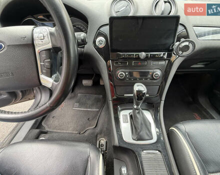 Коричневый Форд Мондео, объемом двигателя 2 л и пробегом 157 тыс. км за 8200 $, фото 12 на Automoto.ua