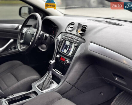 Коричневый Форд Мондео, объемом двигателя 2 л и пробегом 135 тыс. км за 9950 $, фото 5 на Automoto.ua