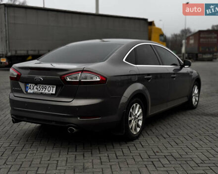 Коричневый Форд Мондео, объемом двигателя 2 л и пробегом 135 тыс. км за 9950 $, фото 4 на Automoto.ua