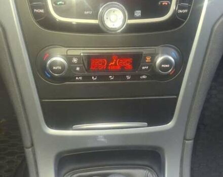 Коричневый Форд Мондео, объемом двигателя 1.6 л и пробегом 180 тыс. км за 7700 $, фото 10 на Automoto.ua