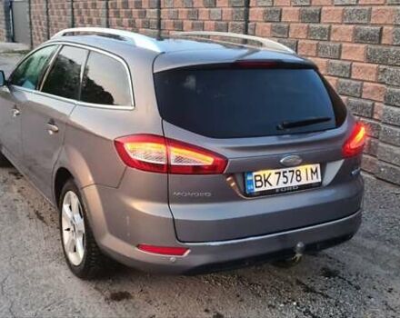 Коричневий Форд Мондео, об'ємом двигуна 1.6 л та пробігом 250 тис. км за 9000 $, фото 3 на Automoto.ua