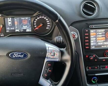 Коричневий Форд Мондео, об'ємом двигуна 1.6 л та пробігом 250 тис. км за 9000 $, фото 12 на Automoto.ua