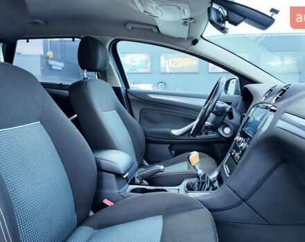 Коричневый Форд Мондео, объемом двигателя 2 л и пробегом 230 тыс. км за 7490 $, фото 13 на Automoto.ua