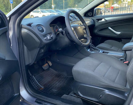 Коричневий Форд Мондео, об'ємом двигуна 2 л та пробігом 244 тис. км за 7600 $, фото 26 на Automoto.ua