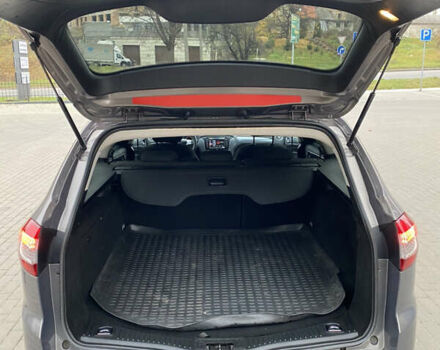 Коричневый Форд Мондео, объемом двигателя 2 л и пробегом 244 тыс. км за 7400 $, фото 18 на Automoto.ua