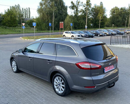 Коричневий Форд Мондео, об'ємом двигуна 2 л та пробігом 244 тис. км за 7600 $, фото 2 на Automoto.ua