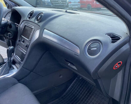 Коричневий Форд Мондео, об'ємом двигуна 2 л та пробігом 244 тис. км за 7600 $, фото 23 на Automoto.ua