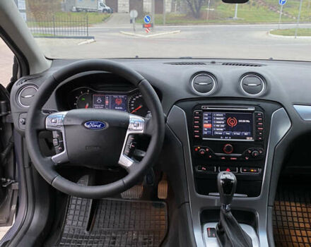 Коричневый Форд Мондео, объемом двигателя 2 л и пробегом 244 тыс. км за 7400 $, фото 35 на Automoto.ua