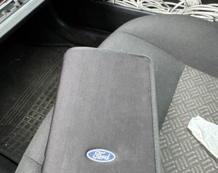 Коричневий Форд Мондео, об'ємом двигуна 1.8 л та пробігом 259 тис. км за 1600 $, фото 5 на Automoto.ua