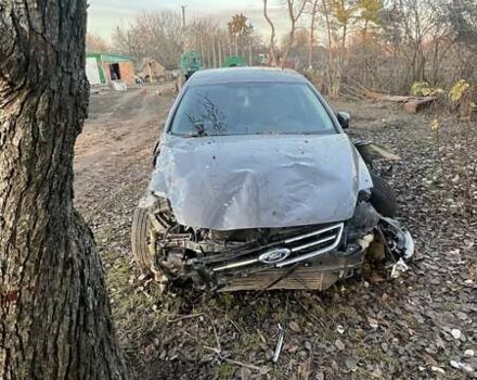 Коричневый Форд Мондео, объемом двигателя 1.6 л и пробегом 229 тыс. км за 2836 $, фото 1 на Automoto.ua