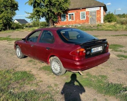 Красный Форд Мондео, объемом двигателя 1.6 л и пробегом 350 тыс. км за 1100 $, фото 4 на Automoto.ua