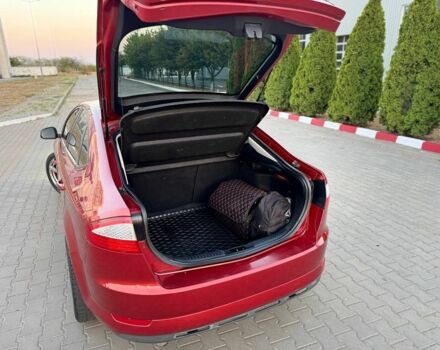 Красный Форд Мондео, объемом двигателя 1.8 л и пробегом 360 тыс. км за 4500 $, фото 17 на Automoto.ua