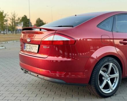 Красный Форд Мондео, объемом двигателя 1.8 л и пробегом 360 тыс. км за 4500 $, фото 8 на Automoto.ua
