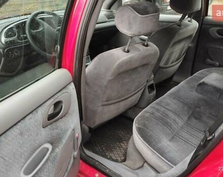 Червоний Форд Мондео, об'ємом двигуна 1.8 л та пробігом 273 тис. км за 1200 $, фото 10 на Automoto.ua