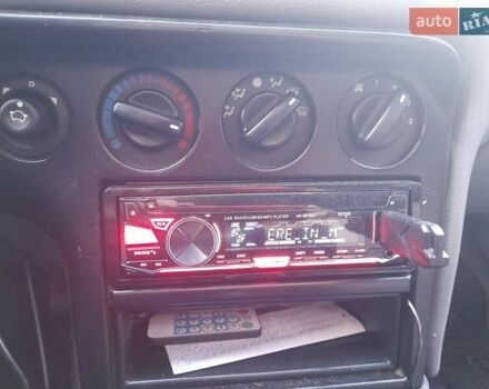 Красный Форд Мондео, объемом двигателя 1.6 л и пробегом 350 тыс. км за 1700 $, фото 26 на Automoto.ua