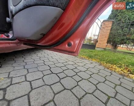 Красный Форд Мондео, объемом двигателя 1.6 л и пробегом 350 тыс. км за 1700 $, фото 12 на Automoto.ua