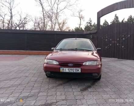 Красный Форд Мондео, объемом двигателя 1.6 л и пробегом 340 тыс. км за 1200 $, фото 3 на Automoto.ua