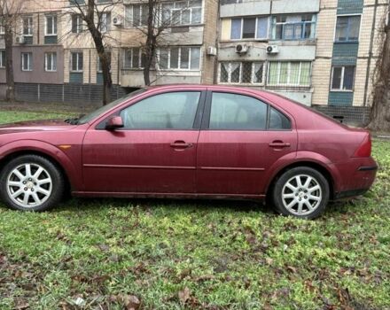 Красный Форд Мондео, объемом двигателя 0 л и пробегом 250 тыс. км за 1350 $, фото 1 на Automoto.ua