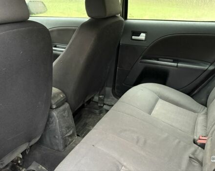 Красный Форд Мондео, объемом двигателя 0 л и пробегом 250 тыс. км за 1350 $, фото 6 на Automoto.ua