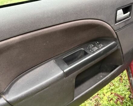 Красный Форд Мондео, объемом двигателя 0 л и пробегом 250 тыс. км за 1350 $, фото 7 на Automoto.ua