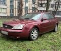 Червоний Форд Мондео, об'ємом двигуна 2 л та пробігом 300 тис. км за 600 $, фото 1 на Automoto.ua