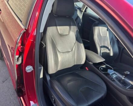 Красный Форд Мондео, объемом двигателя 1.5 л и пробегом 71 тыс. км за 6000 $, фото 6 на Automoto.ua