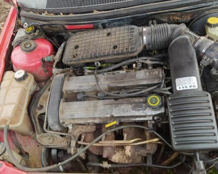 Красный Форд Мондео, объемом двигателя 1.8 л и пробегом 256 тыс. км за 800 $, фото 8 на Automoto.ua