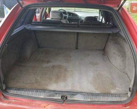 Красный Форд Мондео, объемом двигателя 1.8 л и пробегом 430 тыс. км за 900 $, фото 2 на Automoto.ua