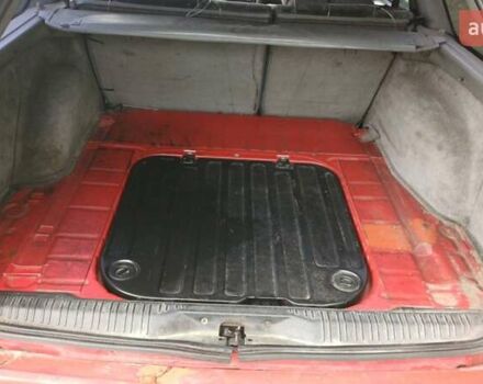 Красный Форд Мондео, объемом двигателя 1.8 л и пробегом 430 тыс. км за 900 $, фото 7 на Automoto.ua