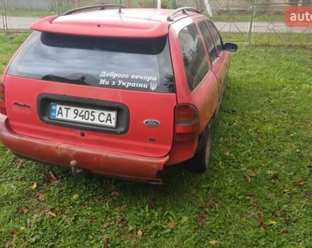Красный Форд Мондео, объемом двигателя 1.8 л и пробегом 430 тыс. км за 900 $, фото 5 на Automoto.ua