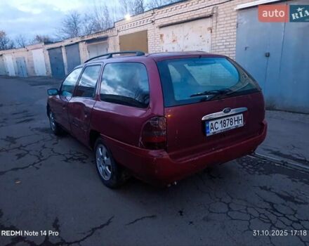 Красный Форд Мондео, объемом двигателя 1.75 л и пробегом 300 тыс. км за 1050 $, фото 6 на Automoto.ua