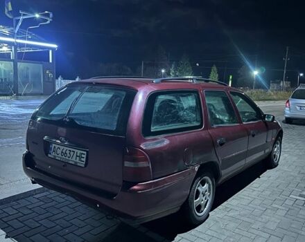 Красный Форд Мондео, объемом двигателя 1.8 л и пробегом 370 тыс. км за 2200 $, фото 3 на Automoto.ua