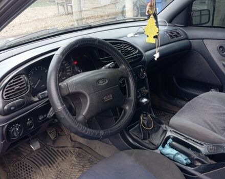 Форд Мондео 1998 в Мукачеве на Automoto.ua Красный Форд Мондео, объемом двигателя 2 л и пробегом 386 тыс. км за 800 $, фото 6 на Automoto.ua