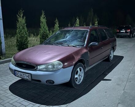 Красный Форд Мондео, объемом двигателя 1.8 л и пробегом 370 тыс. км за 2200 $, фото 1 на Automoto.ua