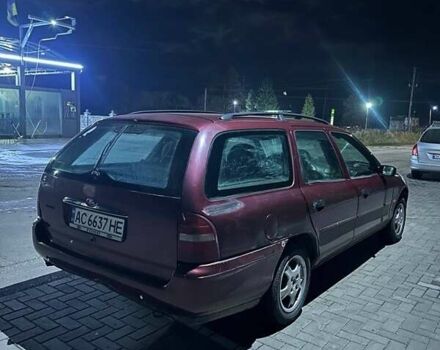 Червоний Форд Мондео, об'ємом двигуна 1.8 л та пробігом 370 тис. км за 2200 $, фото 2 на Automoto.ua