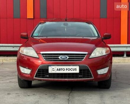 Красный Форд Мондео, объемом двигателя 2 л и пробегом 266 тыс. км за 5790 $, фото 2 на Automoto.ua