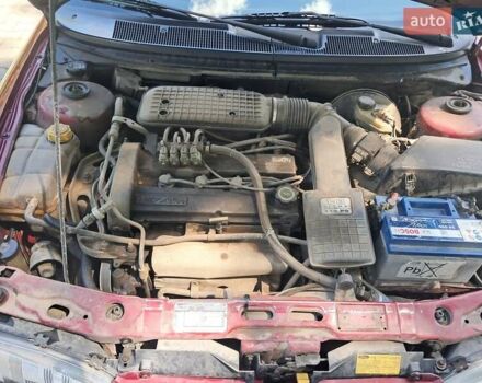 Червоний Форд Мондео, об'ємом двигуна 1.8 л та пробігом 413 тис. км за 1350 $, фото 33 на Automoto.ua