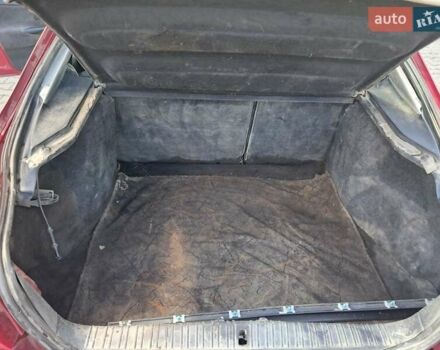 Червоний Форд Мондео, об'ємом двигуна 1.8 л та пробігом 413 тис. км за 1350 $, фото 20 на Automoto.ua