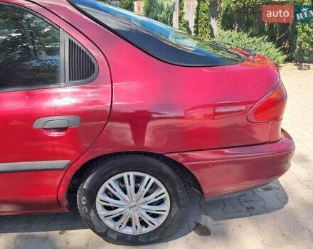 Червоний Форд Мондео, об'ємом двигуна 1.8 л та пробігом 413 тис. км за 1350 $, фото 30 на Automoto.ua