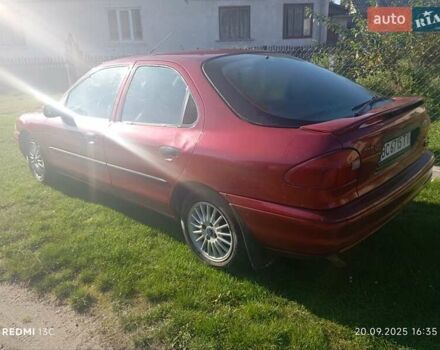 Красный Форд Мондео, объемом двигателя 1.8 л и пробегом 310 тыс. км за 2200 $, фото 5 на Automoto.ua
