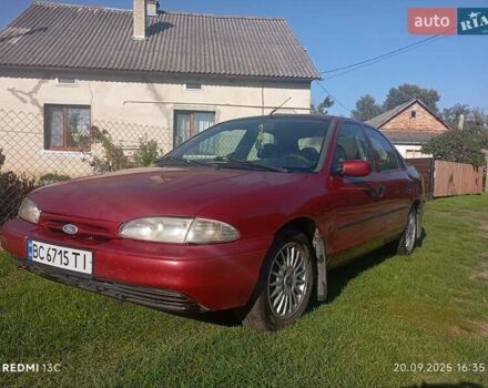 Красный Форд Мондео, объемом двигателя 1.8 л и пробегом 310 тыс. км за 2200 $, фото 7 на Automoto.ua