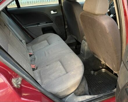 Красный Форд Мондео, объемом двигателя 2 л и пробегом 280 тыс. км за 1450 $, фото 7 на Automoto.ua